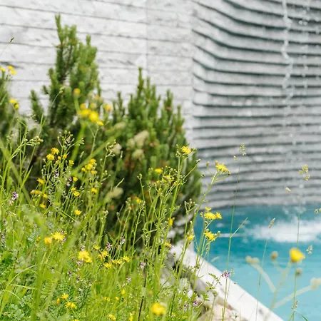 호텔 Tschuggen Grand - The Leading Of The World 5*