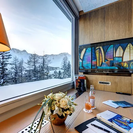 Tschuggen Grand - The Leading Of The World 5* 아로사