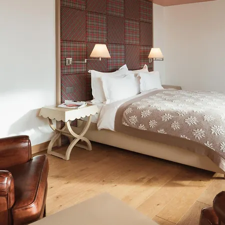 Tschuggen Grand - The Leading Of The World أروسا