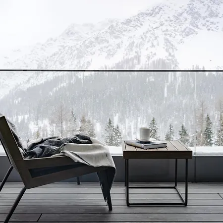 Hotel Tschuggen Grand - The Leading Of The World