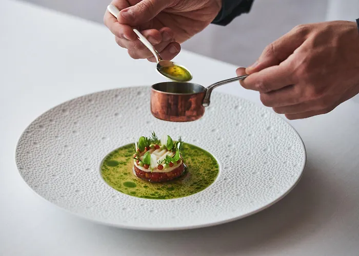 Tschuggen Grand - The Leading Of The World أروسا