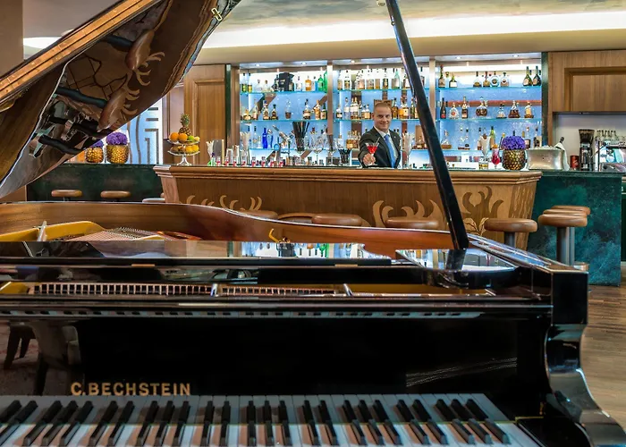 Tschuggen Grand - The Leading Of The World أروسا