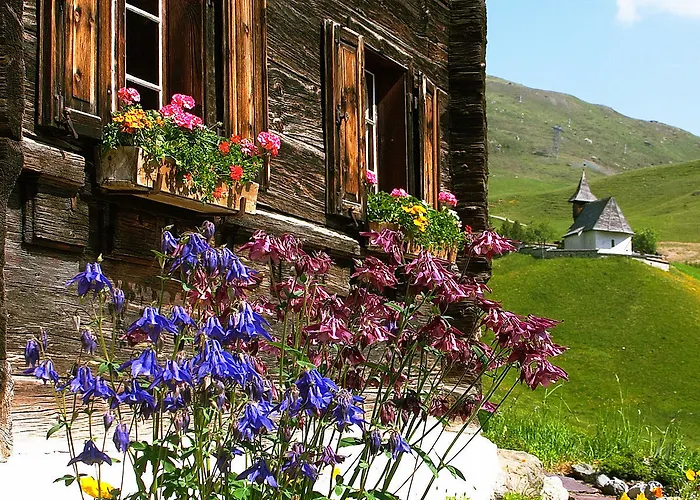 Tschuggen Grand - The Leading Of The World أروسا